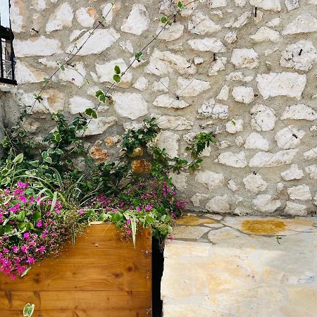 Mpolanos Guesthouse Himarë Exteriér fotografie