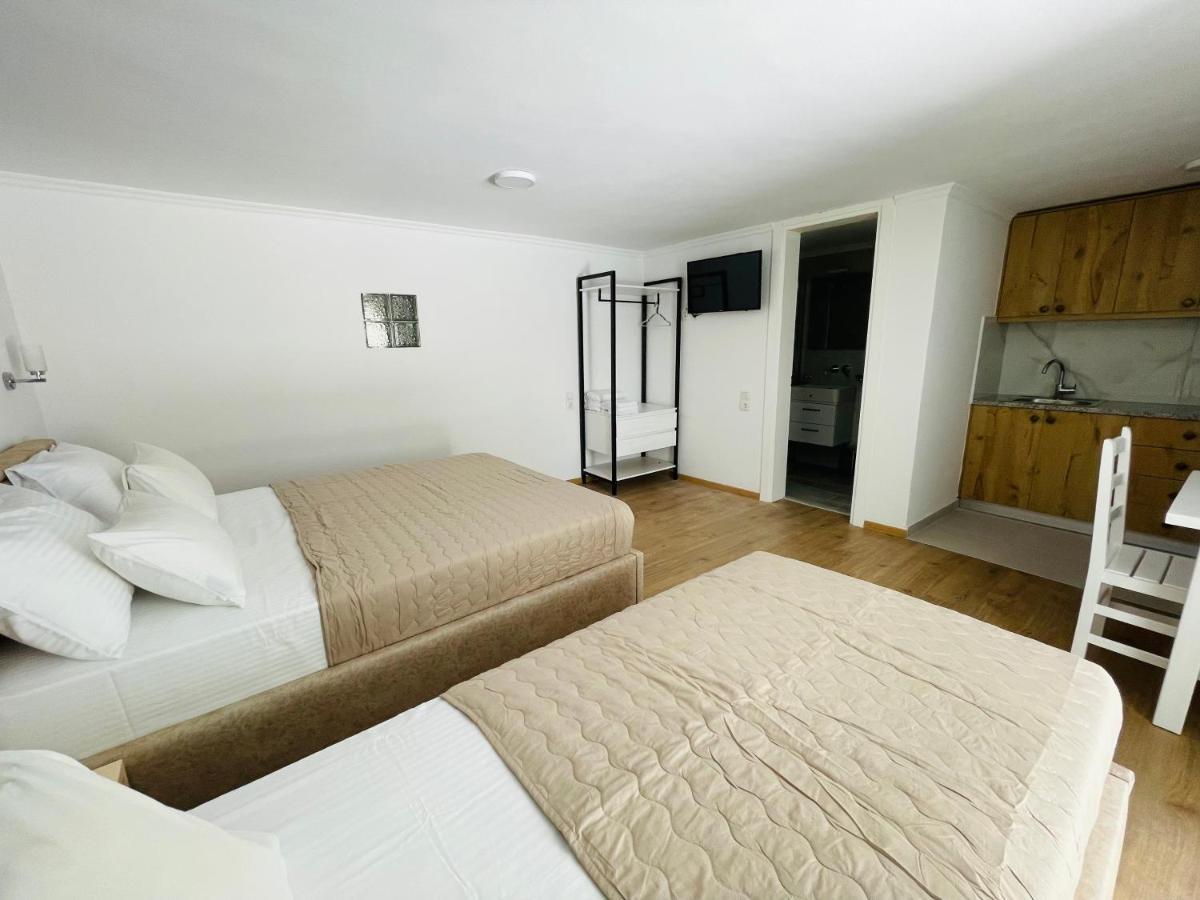 Mpolanos Guesthouse Himarë Exteriér fotografie